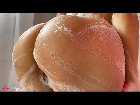 ❤️ Brunette onanerer fisse med vibrator til intens orgasme i brusebad ☑ Sluts at da.vegasservice.ru ☑